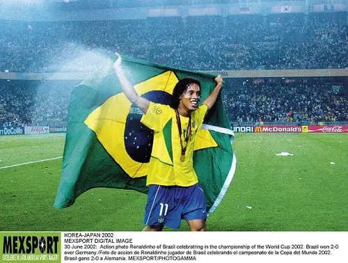 承载着球员 承载着球员